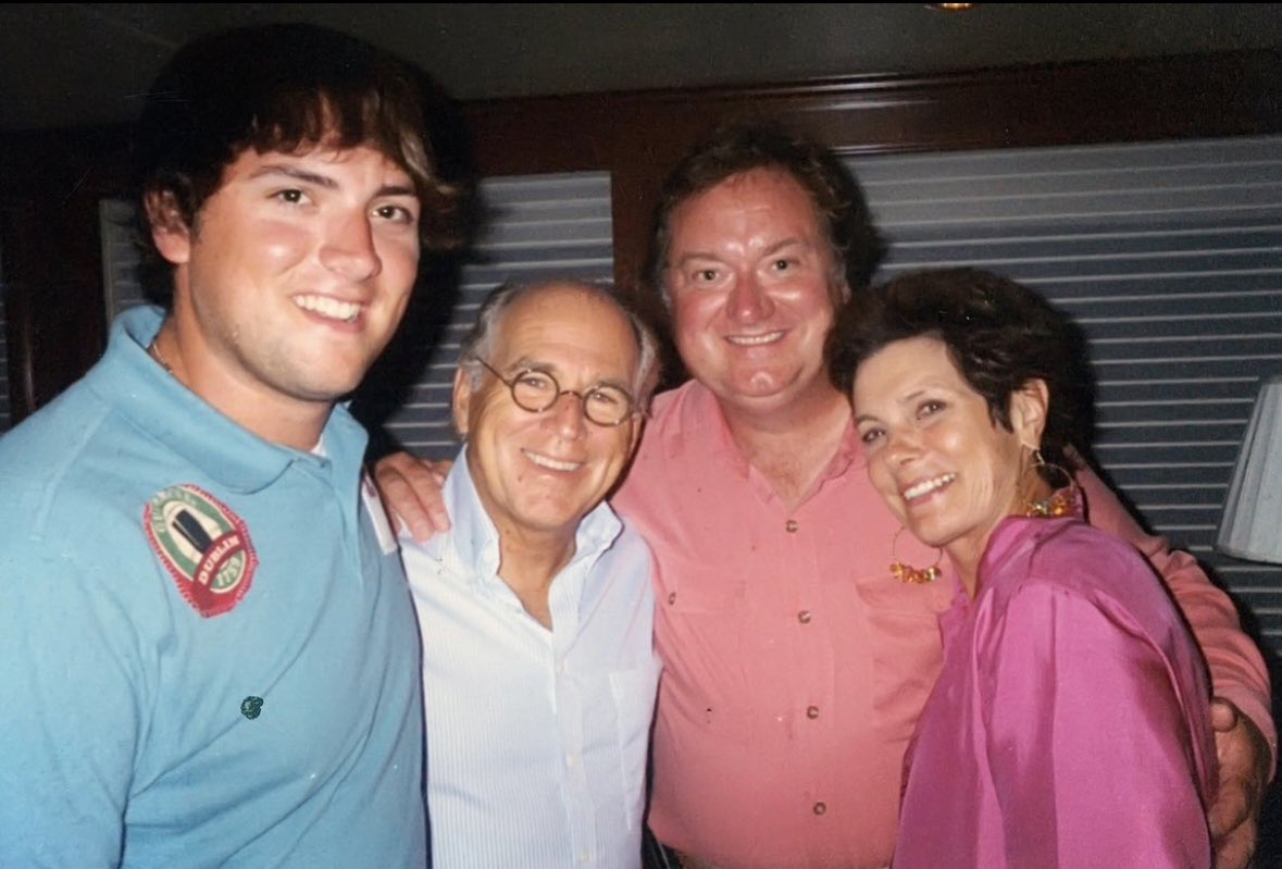 Got to know Jimmy when he was 25, saw him perform his first show at Max’s Kansas City NYC. He bonded with me and all my journo pals from 1970s New York and lifelong friendships ensued. He never changed, always #Margaritaville, always great. RIP #JimmyBuffett
