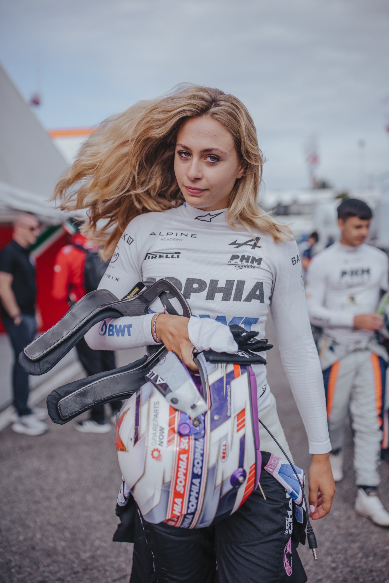 ソフィア・フローシュ直筆サイン入り2Lサイズ写真…Sophia Flörsch Amazon.co.jp: ソフィアフローシュ直筆サイン入り2Lサイズ写真
