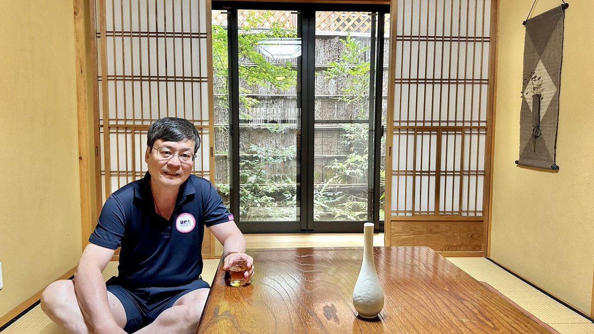 学位記入れ　Kyoto university Ready to work at Kyoto University for my three-month sabbatical in