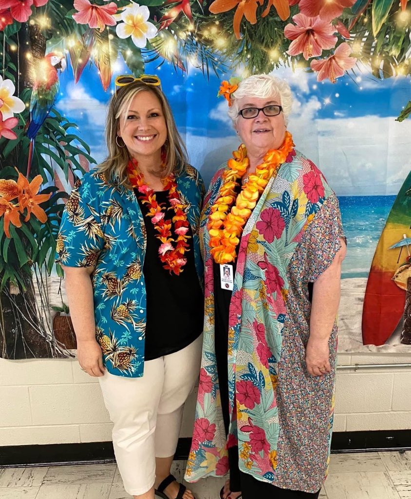 WBES had our Hawaii 5-Oh! Level 5 TVAAS celebration at WBES on Thursday! 🌸🌸🌸 <a href="/ErnestineAdams/">Ernestine Adams</a> <a href="/DLWeeks83/">Danny L. Weeks, Ed.D.</a> <a href="/DCS_TN/">Dickson Co Schools</a>