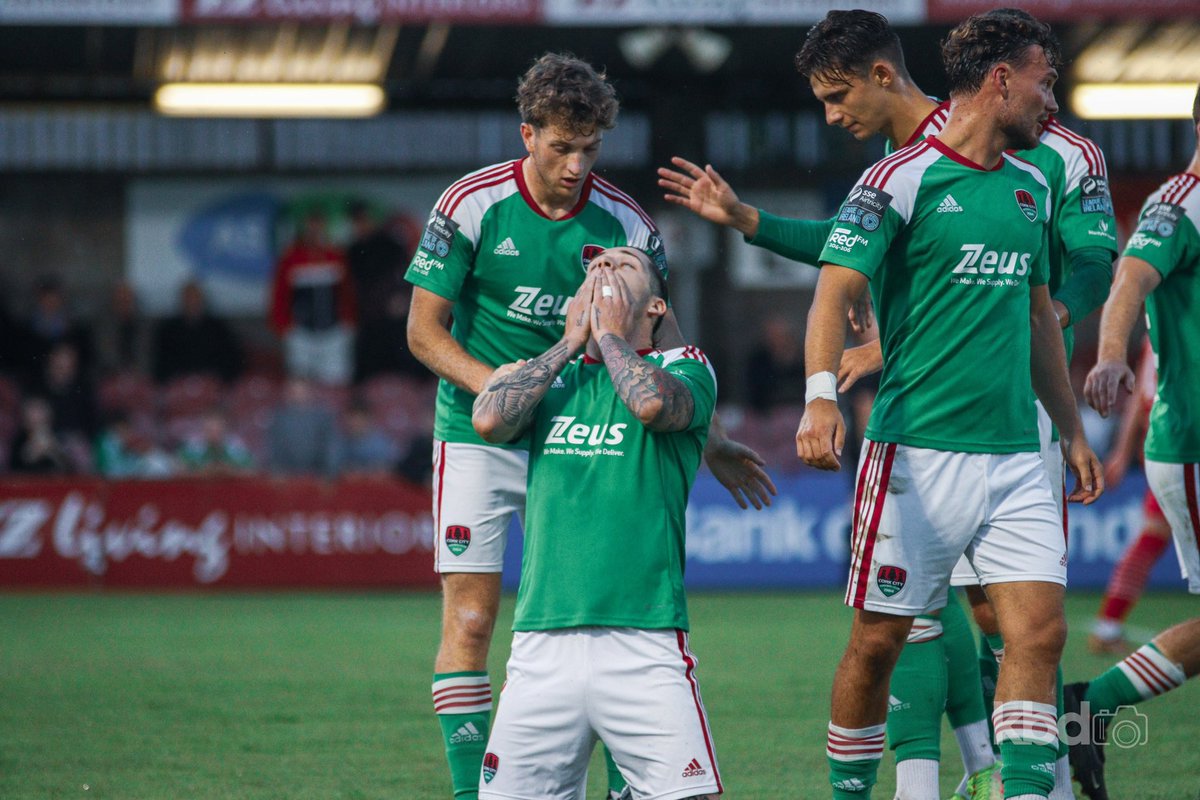 Important win last night and class atmosphere, @RuairiKeating doing what he does 😍 @CorkCityFC 💚