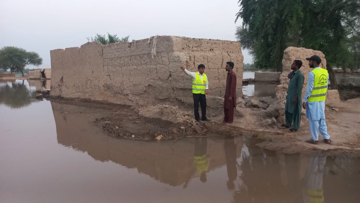 CSP_Pak's tweet image. Flooding around the Sutlej River has affected seven districts in Punjab Province- Kasur, Okara, Bahawalpur, Pakpathan, Vehari, Bahawalnagar and Lodhran. communities. Community Services Program - CSP is on the way to provide immediate support to affected communities. 
#Flood2023