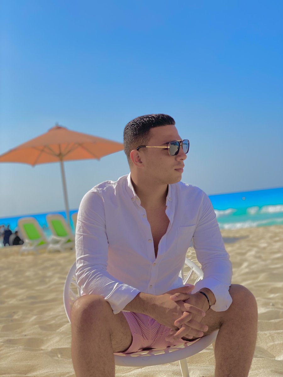 _MohammedAdel's tweet photo. 🏖️🤍🤍🤍🤍 https://t.co/CAeCZCfZdi