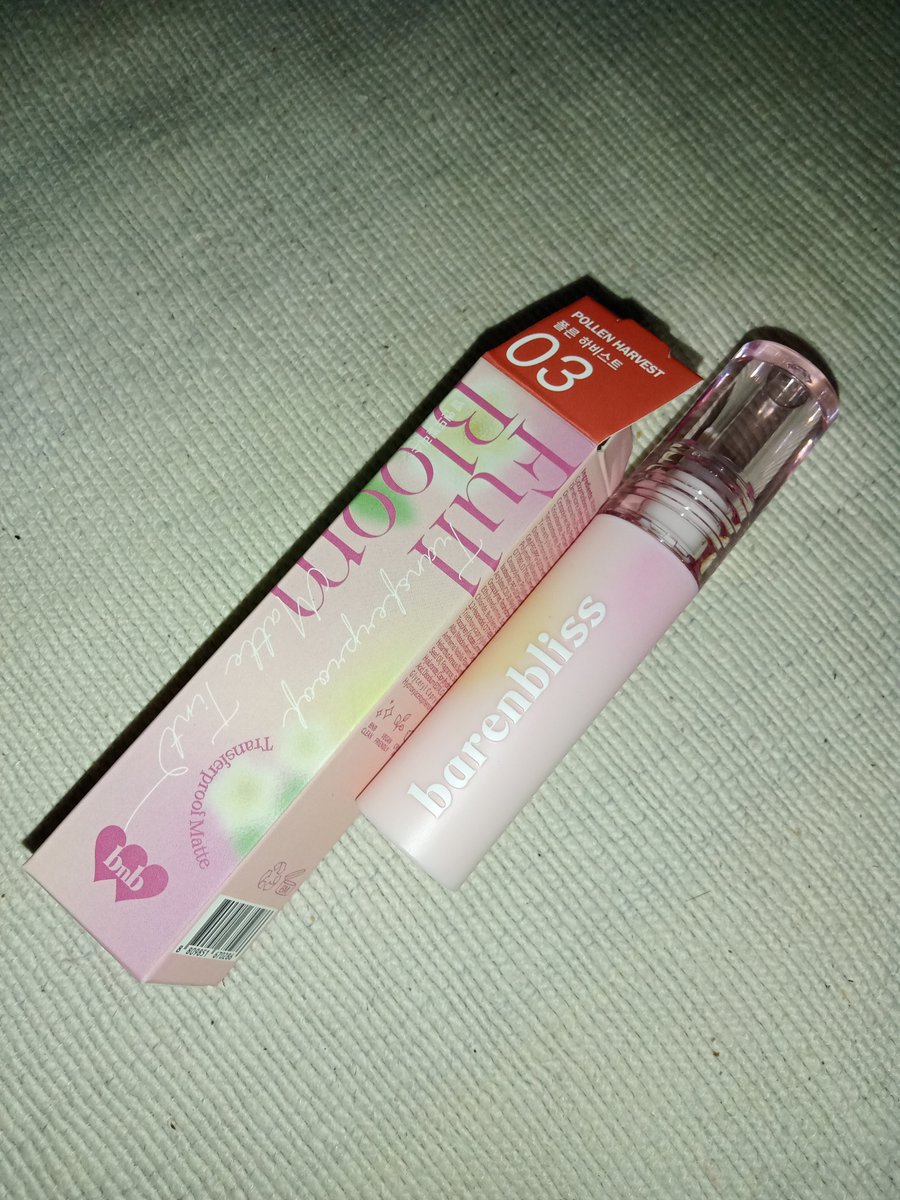 wts barenbliss bnb transferproof lip matte tint

💸 23k after voc live
📍jatim
❕baru swatch 2x
#zonauang️