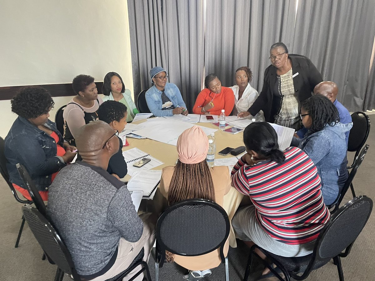 jasonfarleyJHU's tweet photo. This week, @JHUCIDNI led a training on #BPaL, participated in the South African programmatic launch of BPaL for all forms of DR-TB, &amp; received approval for our #BringBPaL2Me CR-NIT trial to compare nurse to DR led tx….amazing week! https://t.co/Md64dpGKps