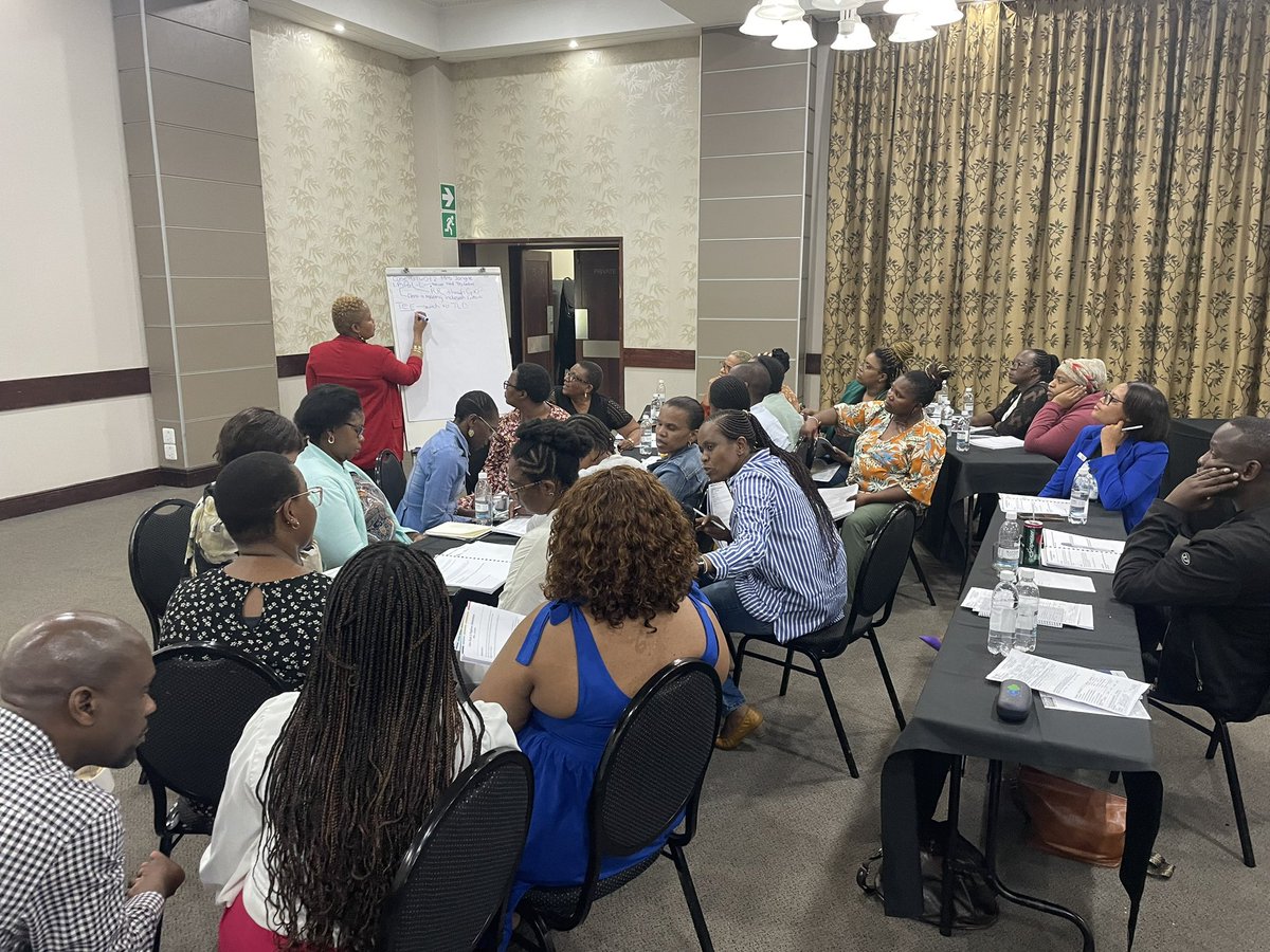 jasonfarleyJHU's tweet photo. This week, @JHUCIDNI led a training on #BPaL, participated in the South African programmatic launch of BPaL for all forms of DR-TB, &amp; received approval for our #BringBPaL2Me CR-NIT trial to compare nurse to DR led tx….amazing week! https://t.co/Md64dpGKps