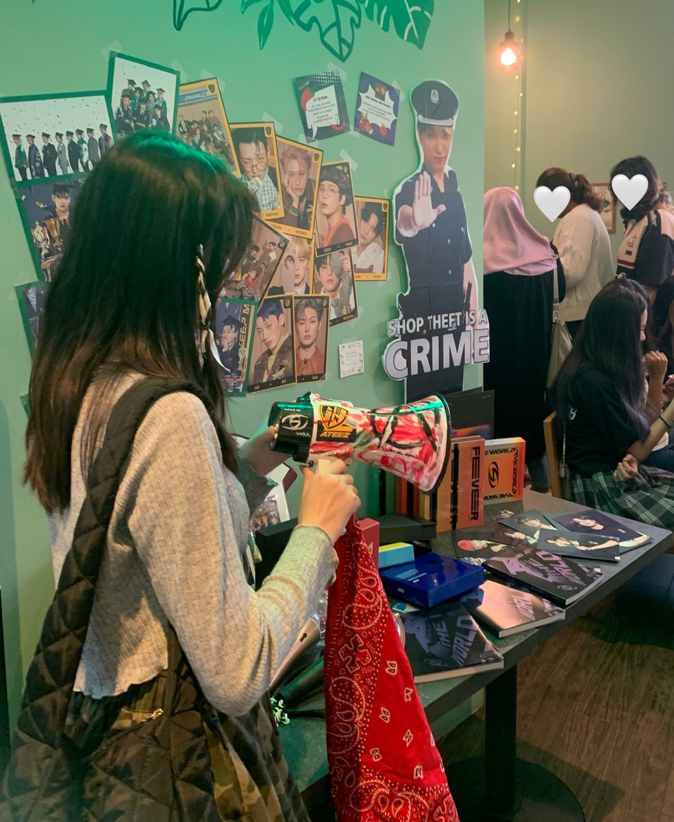 sanrwappudding's tweet photo. thankuuu admins and atinys there who made the cafe so funn!! ๐๐
rlly interesting with all the activities!!
#SG_Class0909 #SG_Class0909_OOTD
@0909Class https://t.co/hV0nScH8NB