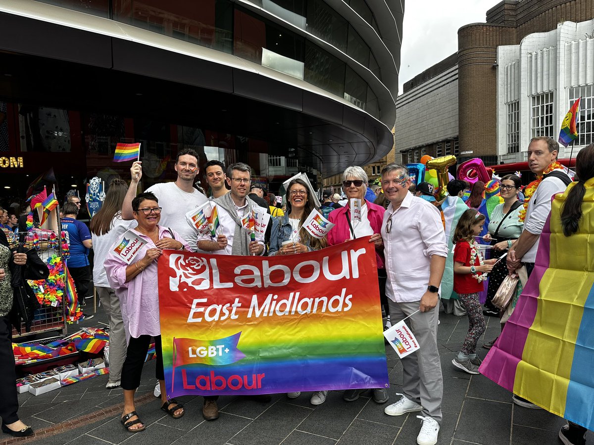 JonAshworth's tweet image. Hello from Leicester #Pride !