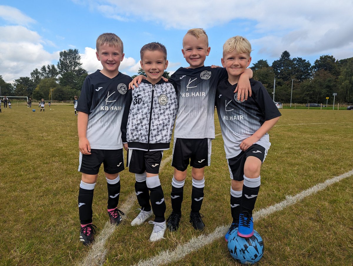 Coach Steven's team is ready to take on Drumsagard.