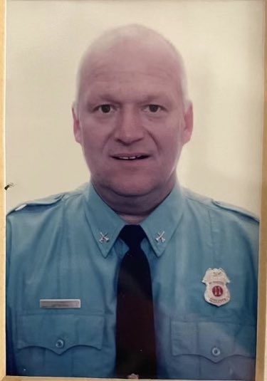 Neighborsunite4's tweet photo. Why we walk:

Capt. Joseph R. Borro III
Marquette Fire Dept
12/12/53 - 11/13/2020

Donate below:

https://t.co/xoL6W9PDSD https://t.co/a5YuIMnG53
