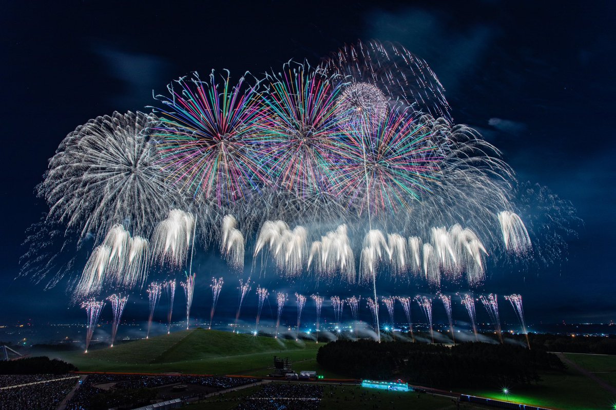 今夜は北海道モエレ沼芸術花火2023へお越しいただき誠にありがとうご 