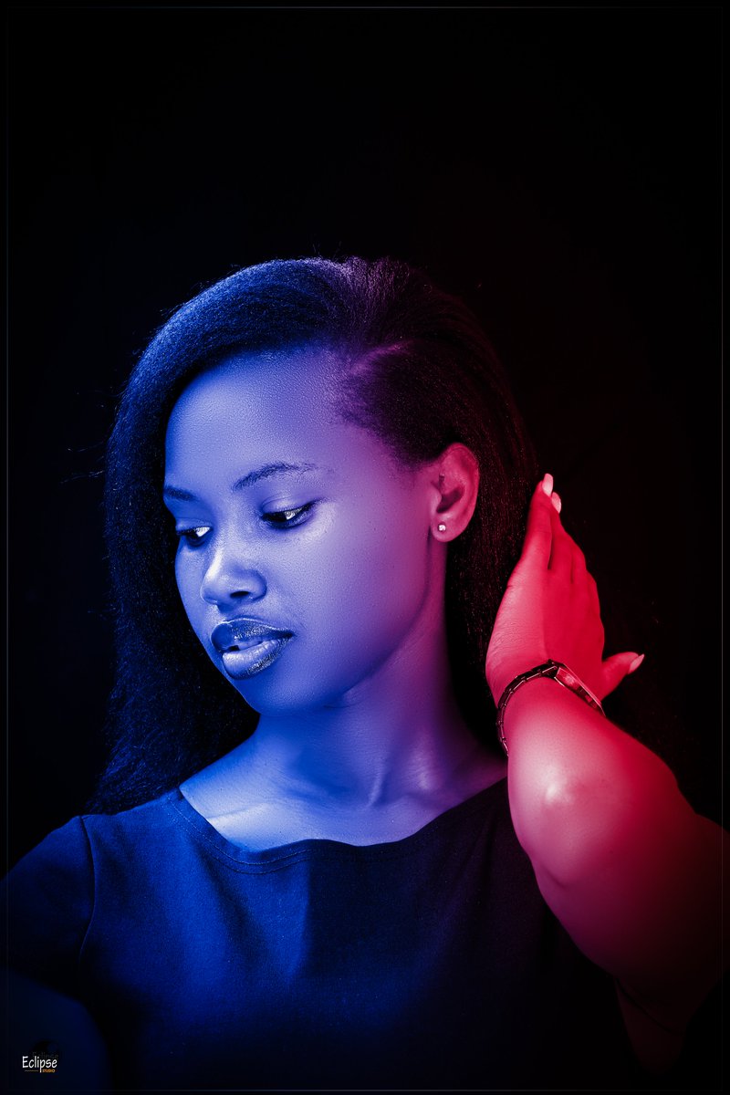 eclip_studio's tweet photo. Art photography, 
PC by @ObarWoodz 
Model. @BeatriceTwing 
All at @eclip_stu https://t.co/bPYgegXDaK