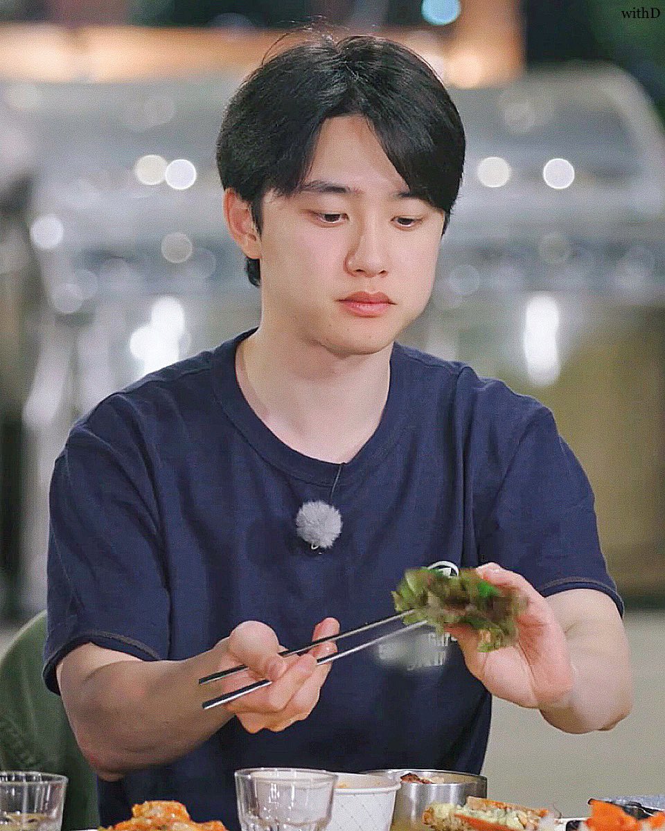0506_000's tweet photo. d선배.. b선배 엄청 챙기신당 https://t.co/6kRAc1Yqlr