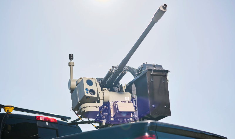 The Australian EOS sells 110 of its new Slinger anti-drone systems to Ukraine With a range of 1.5 km, it can fire up to 200 30mm rounds per minute. Systems will be mounted on M113 to counter Russian drone attacks and reconnaissance UAVs. euromaidanpress.com/2023/09/02/the…
