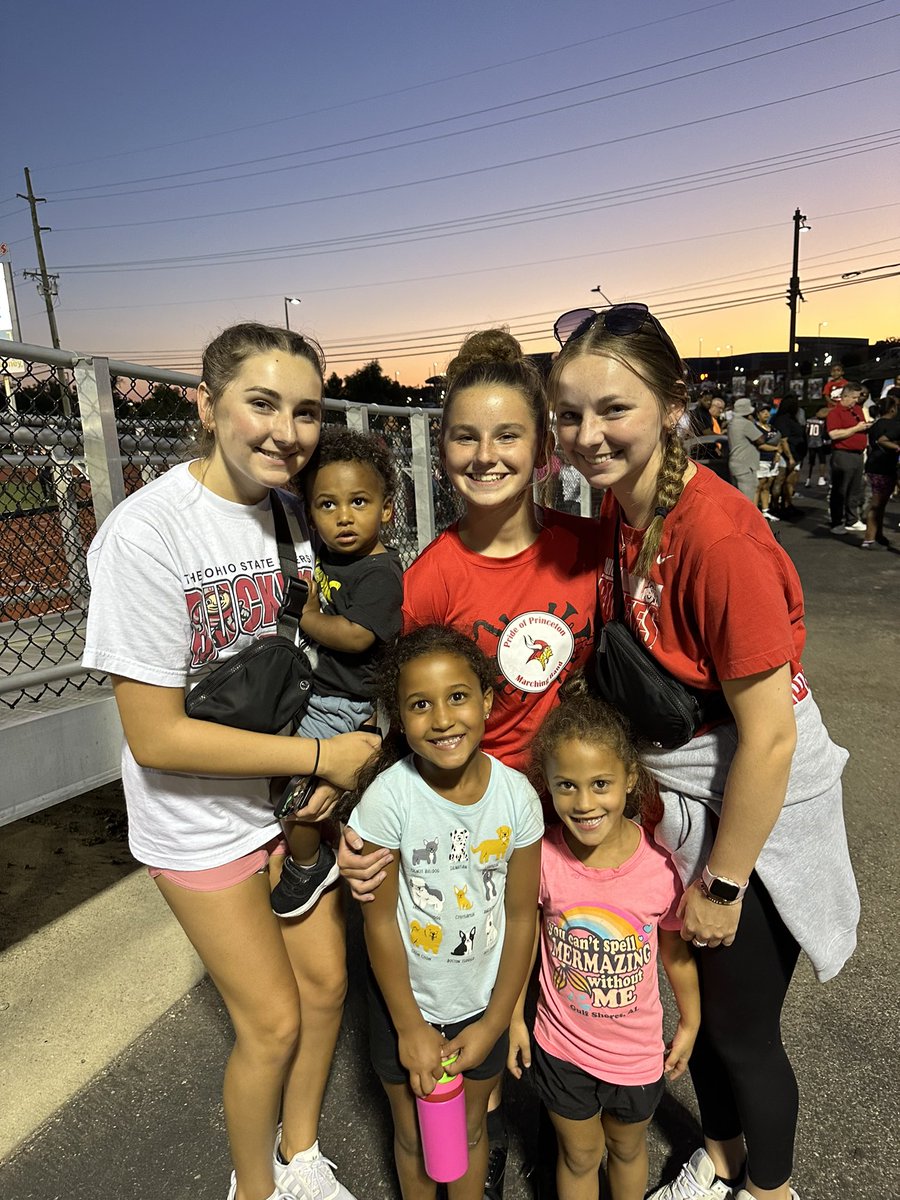 carcajam's tweet photo. Cheering for our Princeton Vikings! #AAGV @nikkkki15 https://t.co/Tr1k9xZVK0