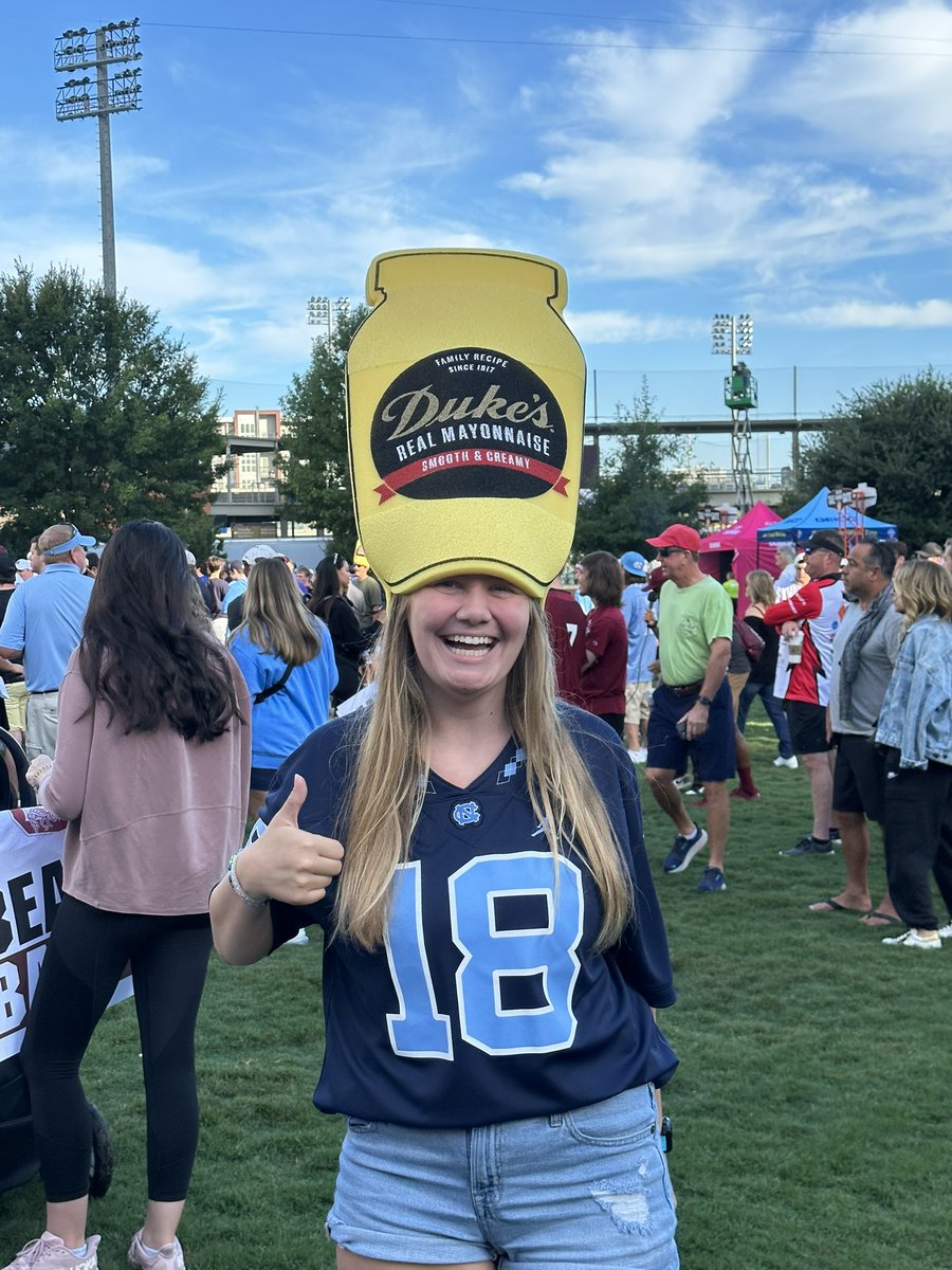 DukesMayoBowl's tweet photo. “WE JUST HOPE THE MAYO WINS” https://t.co/KBZwDwcfYI