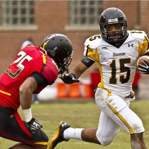 Dom_Book15's tweet photo. @Towson_FB it’s go time 🔥🔥🔥 #BeatMD https://t.co/HycEtFBarL