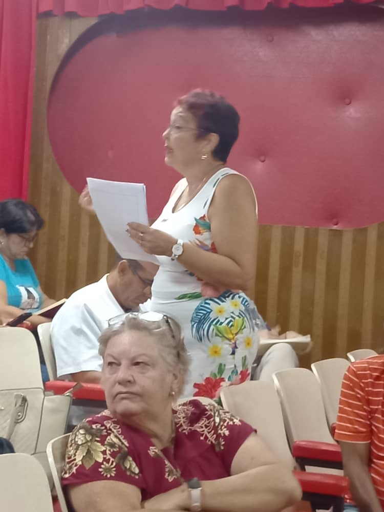 dpsestadpinar's tweet photo. En coordinación de tarea junto al grupo temporal en #PinardelRio y al  Dr. Yusleivy Martínez Carmona Director Provincial de Salud  se puntualiza las tareas de la próxima semana y realizar una evaluación de la semana que concluye.
#PinardelRioPorLaVida https://t.co/QfnAzseBQM