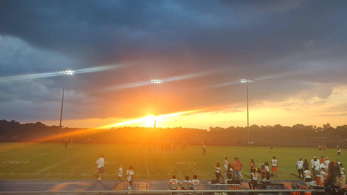 callnurse's tweet photo. @KCobrasFootball https://t.co/WM4zN8JVUM