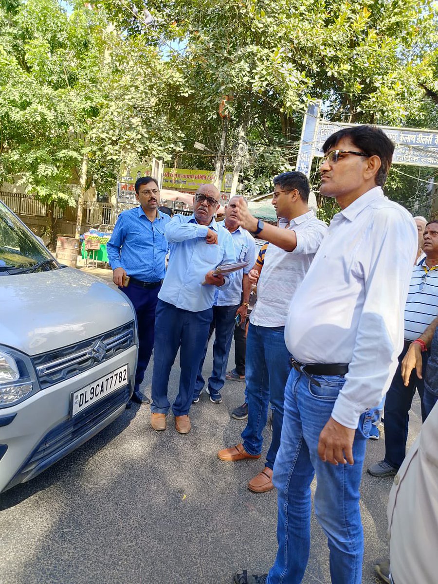 Inspection of CTs, PTs and urinals falling in Rajinder Nagar, South Patel Nagar, East Patel Nagar, Ranjeet Nagar, Baljeet Nagar, Karam Pura, Kirti Nagar, Moti Nagar, Inderpuri etc. on 2.09.23 by Sh.Kumar Abhishek, DC/KBZ with concerned staff.