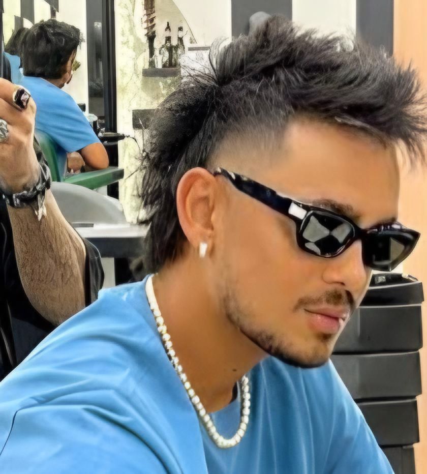 sagarcasm's tweet photo. Don't judge a player by his hair cut. #IndvsPak https://t.co/WMpHPL3kCE