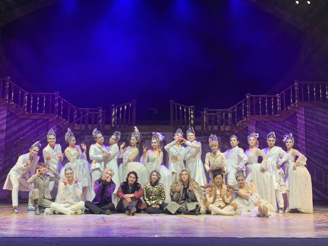 HJCULTURE's tweet photo. [#뮤지컬 #파리넬리 #수원]

오늘 7시에는 뮤지컬 <파리넬리> 수원 마지막 공연이 있었습니다!

9월의 첫 번째 주말, 수원을 찾아주신 관객 여러분 진심으로 감사드리며, 파도가 넘실거리는 부산에서 만날 날만을 기다리고 있겠습니다💜 모두 조심히 들어가세요! https://t.co/mtbWE6Ud8g