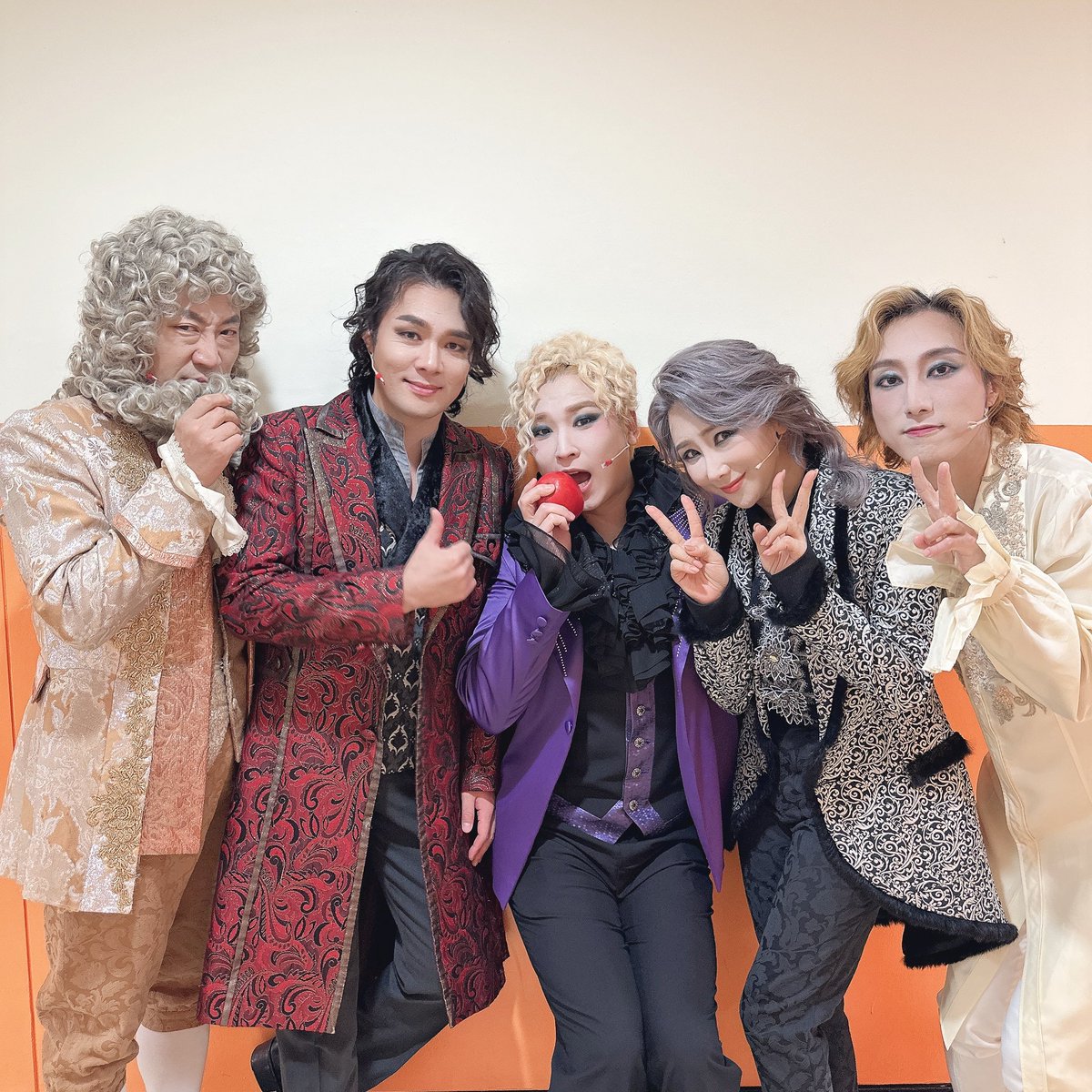 HJCULTURE's tweet photo. [#뮤지컬 #파리넬리 #수원]

오늘 7시에는 뮤지컬 <파리넬리> 수원 마지막 공연이 있었습니다!

9월의 첫 번째 주말, 수원을 찾아주신 관객 여러분 진심으로 감사드리며, 파도가 넘실거리는 부산에서 만날 날만을 기다리고 있겠습니다💜 모두 조심히 들어가세요! https://t.co/mtbWE6Ud8g