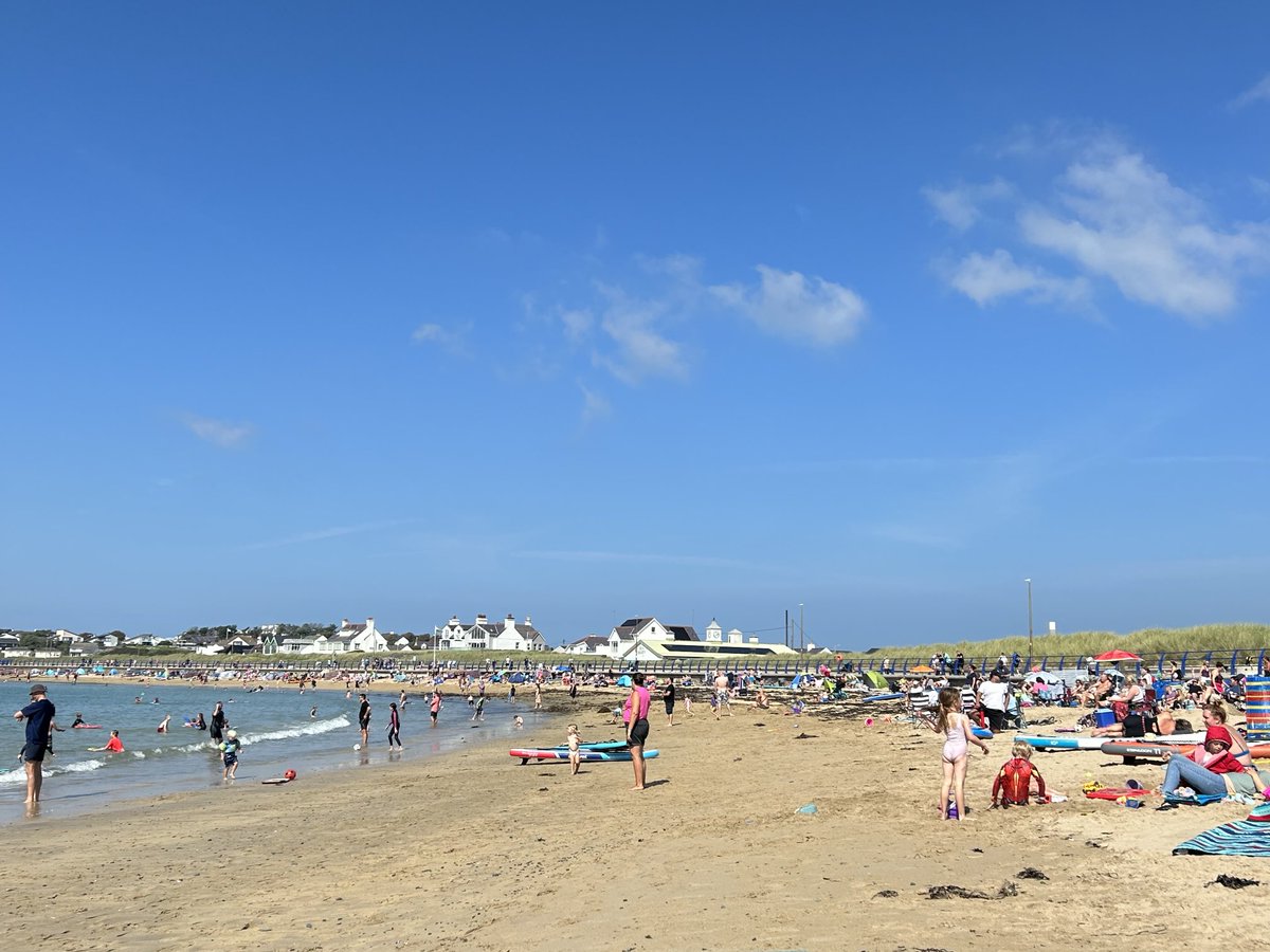 The last Saturday of the school #summer #holidays and it’s busy on #TrearddurBay beach!