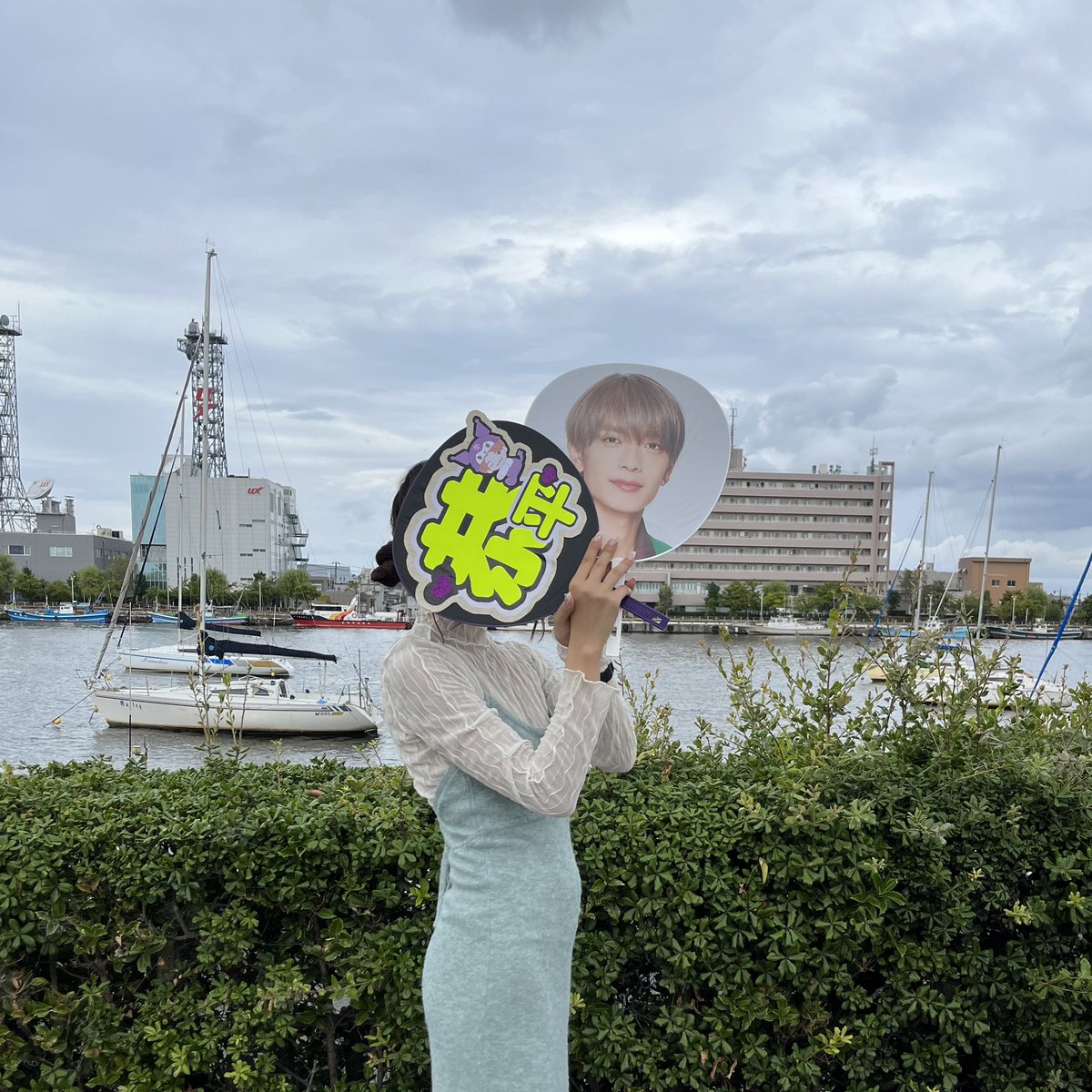 rn0123nr's tweet photo. 今日は友達に誘ってもらって
POPMALL新潟へ✈️✨💕
センステ目の前、縦花、横花も近すぎて、可愛さに癒されまくり😭💜
24時間テレビ明けでしんどいだろうし、体調に気をつけてみんな頑張ってね🥲
#POPMALL 
#なにわ男子_POPMALL 
#なにわ男子 https://t.co/o8kwt1K4vU