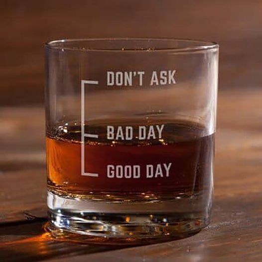 EspectadoraCom's tweet photo. A beber hasta que sea un buen día. https://t.co/1oyxNW0KL8