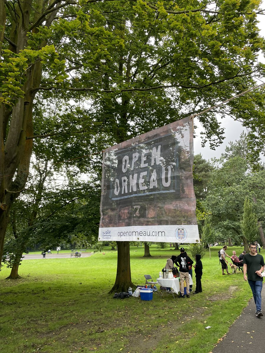 OpenOrmeau's tweet photo. It’s all kicking off in Ormeau Park now - music, dancing, face painting, snakes, food, hair braiding, games and more food - Ballynafest https://t.co/rkKo2zvBCj