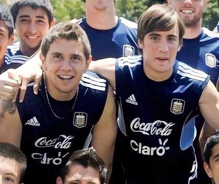 nico_taglia's tweet photo. Feliz cumple Dibujin! Como pasa el tiempo 😂 https://t.co/tpIgGSVaL2
