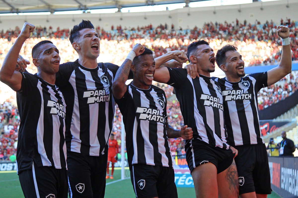 Botafogo's tweet photo. VAI PEGAR FOGO! 💪🏾🔥 #VamosBOTAFOGO 

📸 Vítor Silva/ BFR https://t.co/spXUXduY95