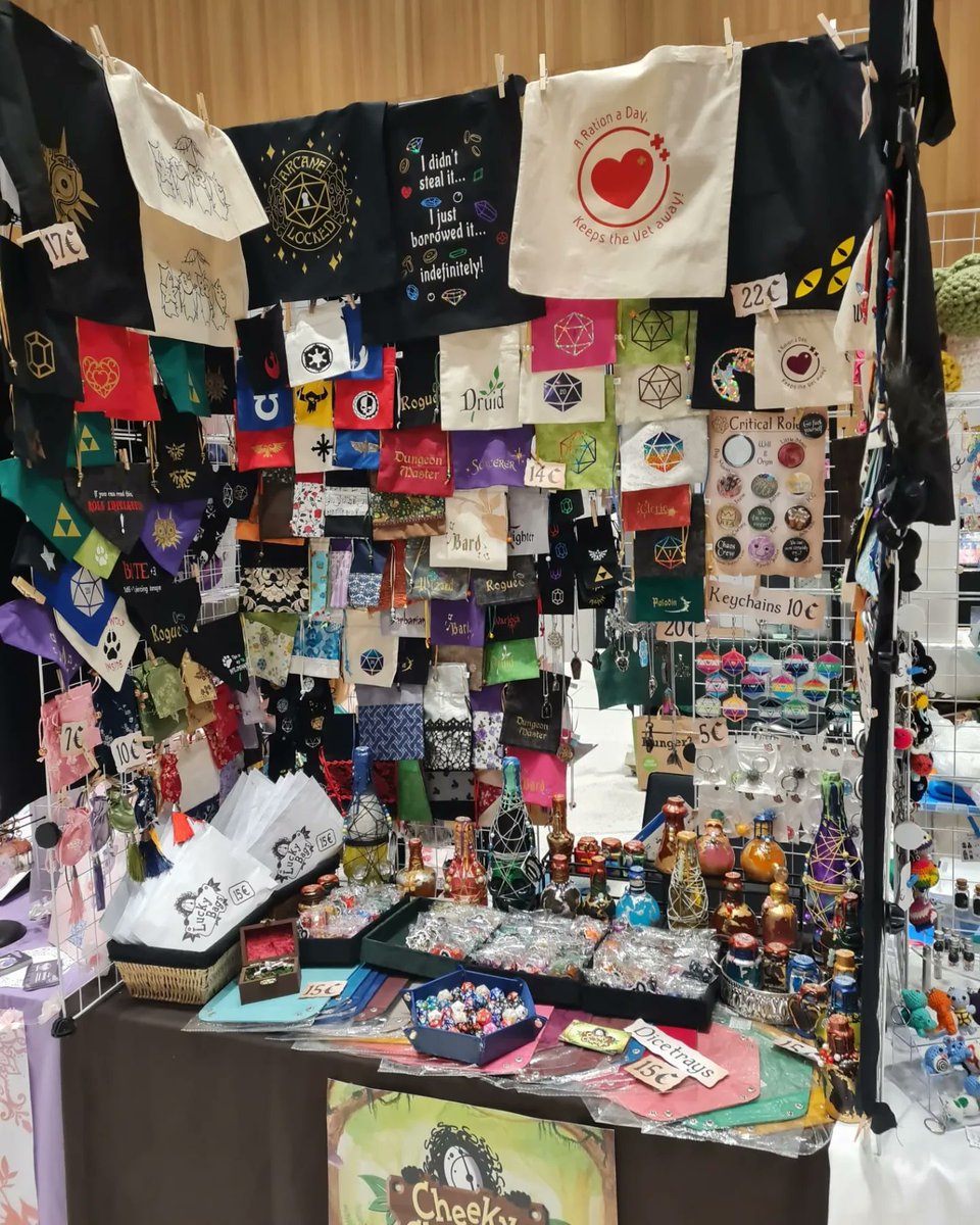 Connichi Tag 2. Halbzeit erreicht! Wer ist noch da? Habt ihr uns vielleicht schon besucht? T23 ist unser Stützpunkt