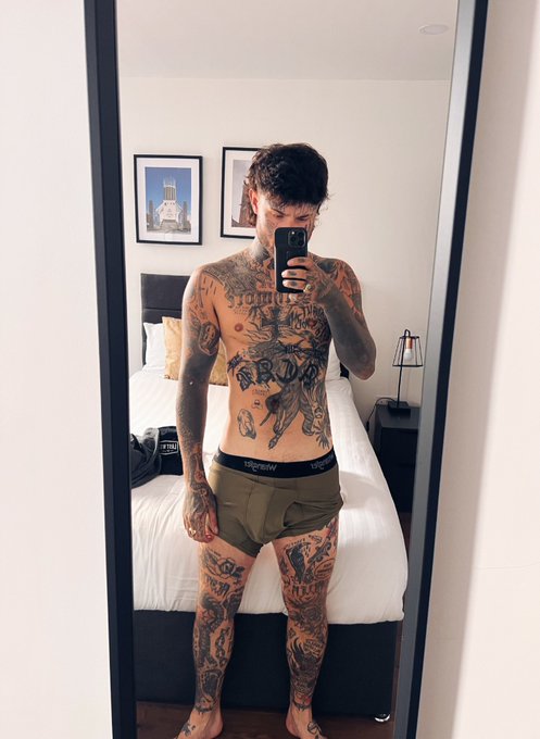 Looking for more content creators, dm https://t.co/I5H46cM8sh