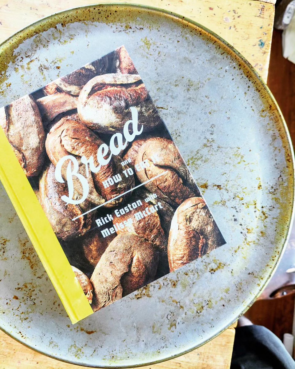 fornocultura's tweet photo. Bread and How to Eat It. Ur Pantry Staples Improved Already #breadbook #breadsack #fornocultura #breadLAB Fully stocked and Available at all FC locations!
Open Today Saturday thru Sunday. Closed Monday #longweekend https://t.co/x2A7wRYCbQ
