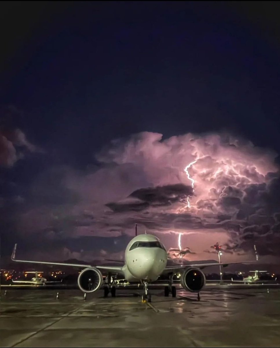 Malaga Airport today ✈️⛈️

Imagen: Ricardo Gómez