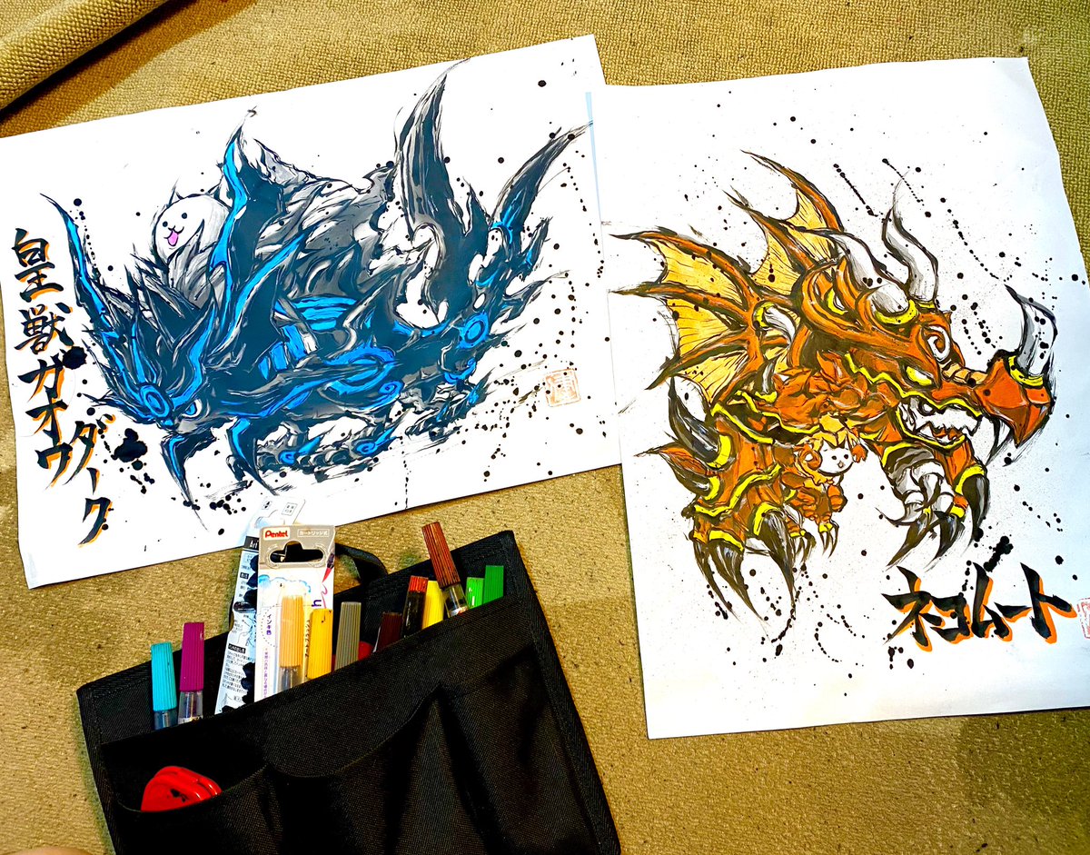 Y1YMkdu3AOc8GQZ's tweet photo. 今回のネコムート（レドラ）のお着替えかっこえー

とずっと思って、、、当たってないけど

描いた

過去作と共に

#ネコムート

#にゃんこ大戦争　#城ドラ

#書道　#墨絵　#イラスト

#お絵描き　#筆　#筆ペン https://t.co/khFnUpcezx
