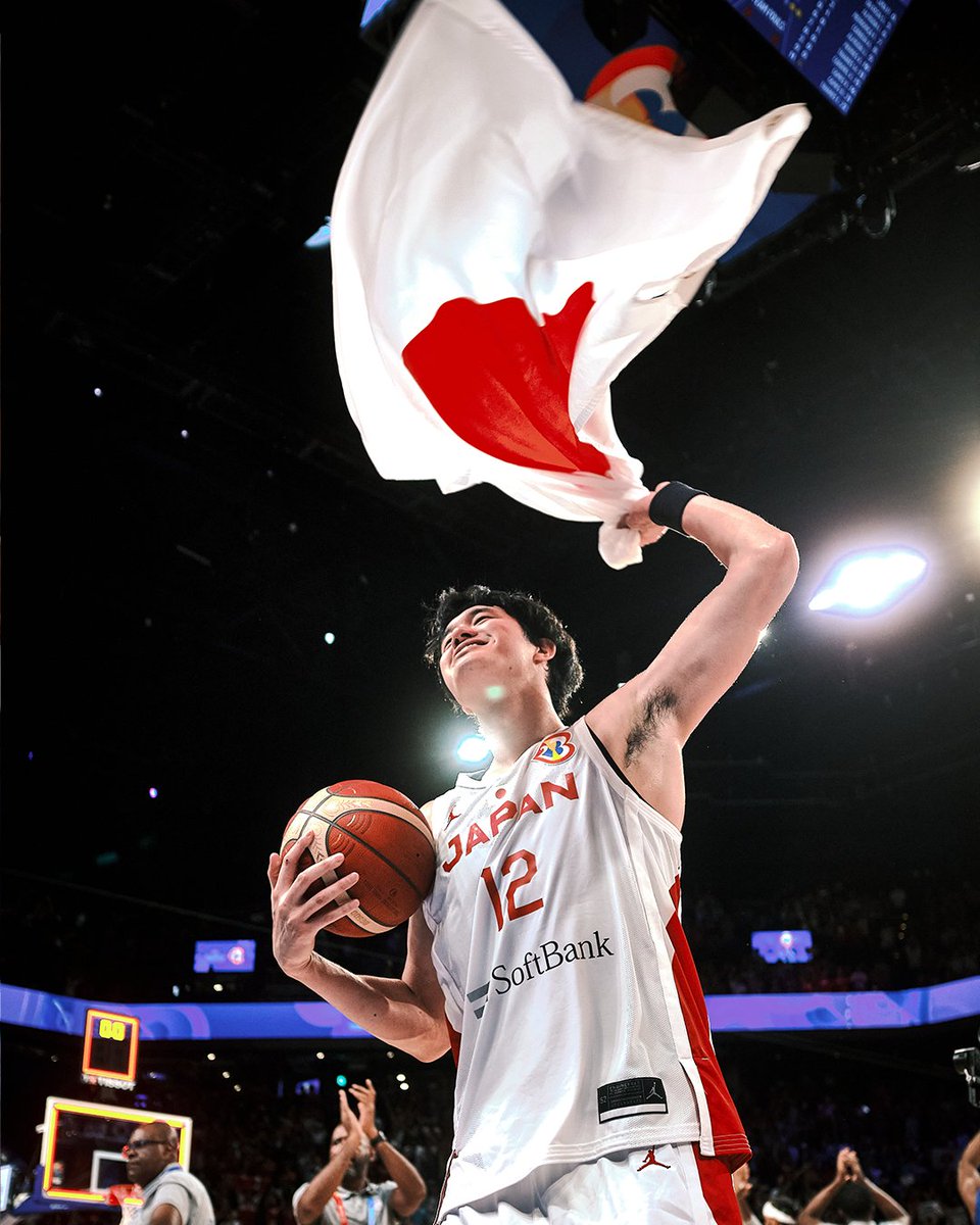 For the Hinomaru.

#FIBAWC x #WinForJapan 🇯🇵 #AkatsukiJapan