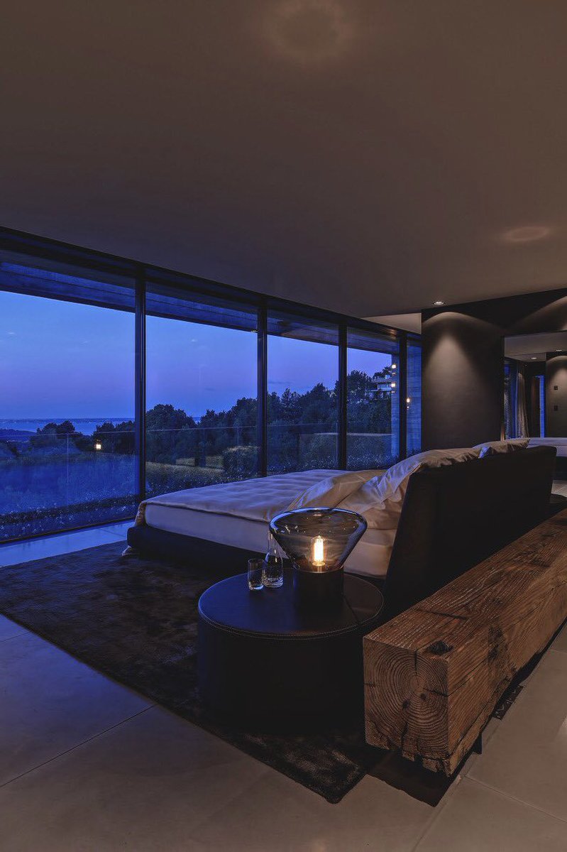 INTERIORPORN1's tweet photo. mood: https://t.co/HrZhU8mNwS