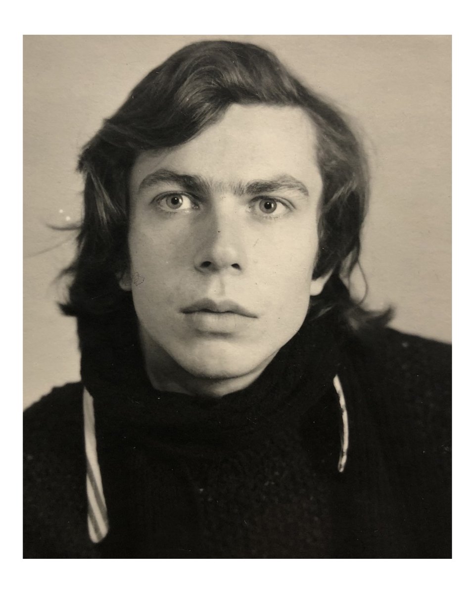 leonid_tishkov's tweet photo. Time flows quickly and inexorably ... fifty years, exactly half a century, when i started publish cartoons in 1973. My photo from that year. https://t.co/71ImTp33q3
