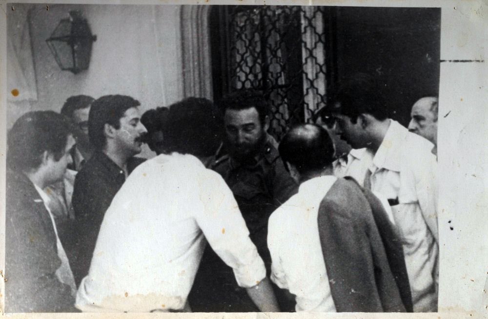 LoR!e👍🏻🇨🇱 (@lore_ls_) on Twitter photo <a href="/marcoporchile/">Marco Enríquez-Ominami</a> En la foto un ladrón de bancos y defensor de un torturador -Miguel Henríquez y Fidel Castro-
No te da vergüenza ? <a href="/marcoporchile/">Marco Enríquez-Ominami</a> En la foto un ladrón de bancos y defensor de un torturador -Miguel Henríquez y Fidel Castro-
No te da vergüenza ?