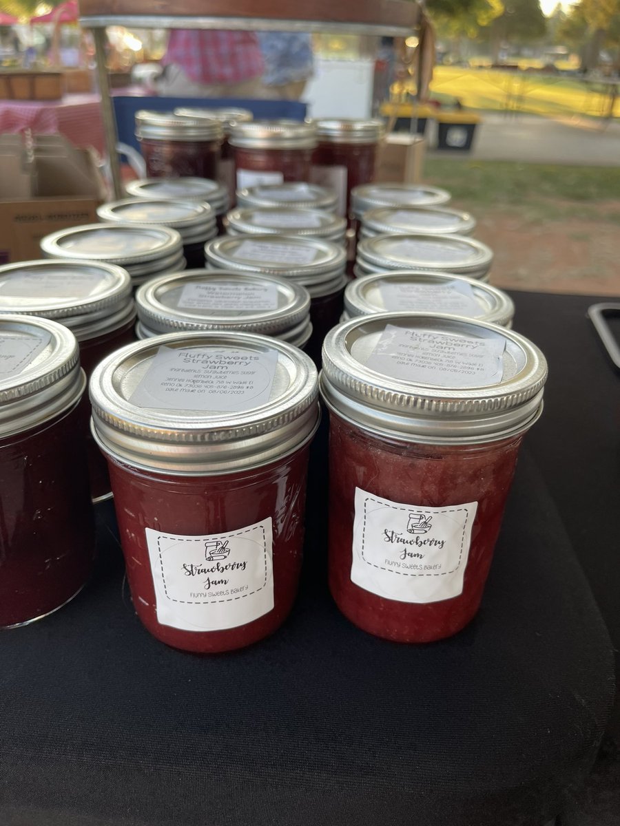 WildhorseMarket's tweet photo. #mustangfarmersmarket open today until noon. Closed next Saturday for #mustangwesterndays. #mustangok https://t.co/8fKaltIsdk
