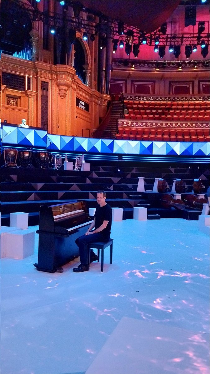 Iain Farrington tweet media