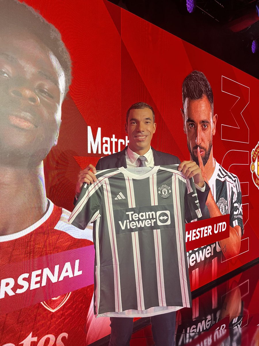 A l’occasion de Arsenal / Manchester United, on vous fait gagner les nouveaux maillots @adidasFR 🤩 RT + LIKE cette publication pour participer ⬅️ TAS mardi 5/09 à 20H ⌛️ Dites-nous en commentaires quels prochains maillots vous souhaiteriez gagner 🎁