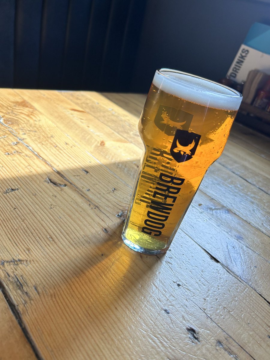 andiabz's tweet photo. Punk Day @brewdoginveruri with @beerleader2 @BrewDog #PunkDay #BrewDogging https://t.co/QVRpCuc9FK