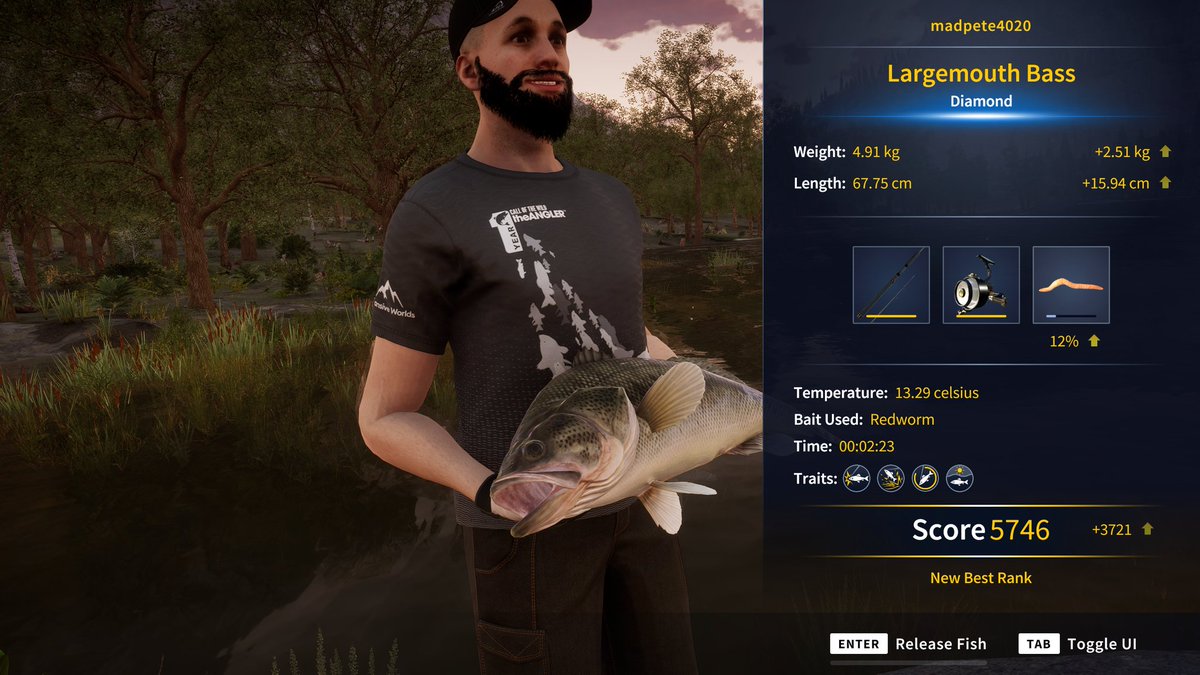 madpetey's tweet photo. My 1st Diamond catch in #callofthewild #theangler #expansiveworlds 

4.91kg / 67.75cm 🐟

IRL #bassfishing #photo for comparison 🥲 https://t.co/Dn1SnTZbDb