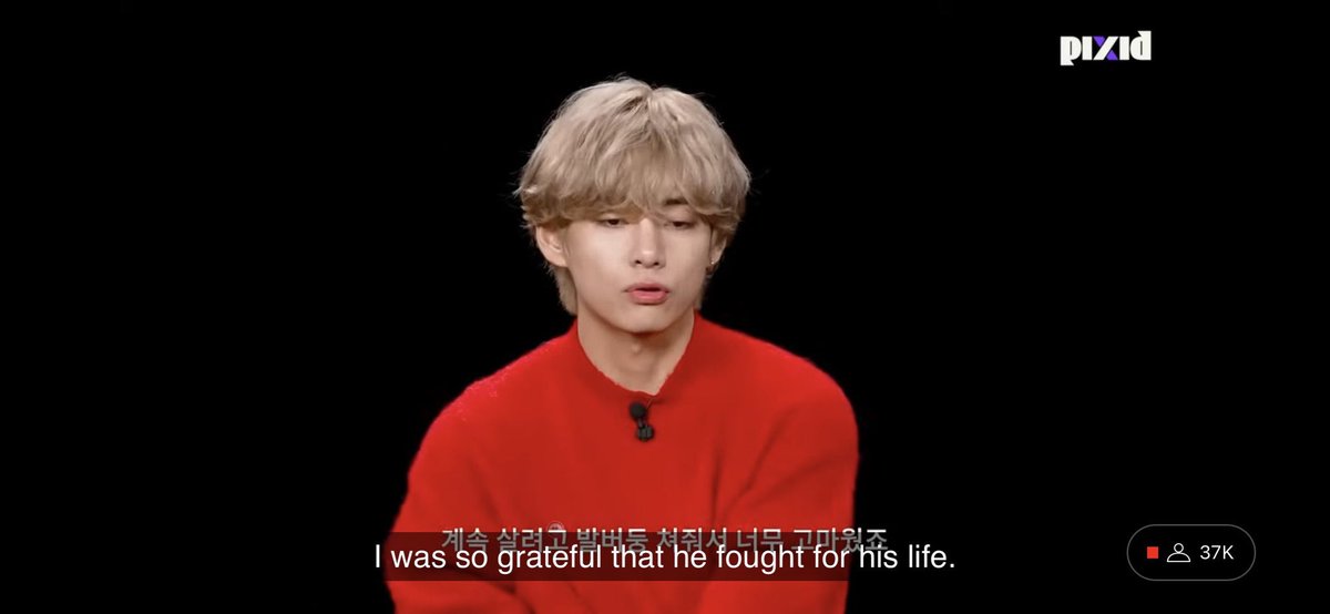 vminiecats's tweet photo. — #TAEHYUNG sobre Yeontan 😭

🐻 : “Yeontan tuvo problemas cardíacos y fue operado dos veces. Pero en ambas ocasiones las cirugías no tuvieron éxito. Cada vez que no funcionó, podría haber muerto durante la cirugía. Pero su fuerza de voluntad lo mantuvo con vida. (+) https://t.co/ljv5un5yww