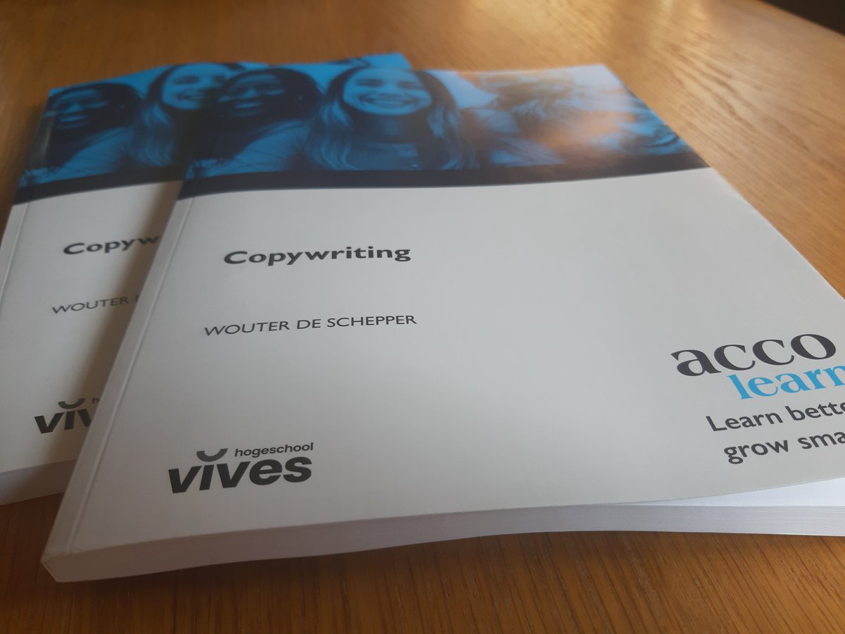 Wouter De Schepper (@wdeschepper) on Twitter photo Dinsdagavond (heel) laat nog het document opgeladen. En al vrijdagochtend kreeg ik in de brievenbus 2 auteursexemplaren terug van mijn gedrukte cursus #Copywriting.
Mooi werk Acco BE.
Hopelijk inspireert het mijn VIVES-studenten en -cursisten tot even mooi werk. 😉 #veryvives Dinsdagavond (heel) laat nog het document opgeladen. En al vrijdagochtend kreeg ik in de brievenbus 2 auteursexemplaren terug van mijn gedrukte cursus #Copywriting.
Mooi werk Acco BE.
Hopelijk inspireert het mijn VIVES-studenten en -cursisten tot even mooi werk. 😉 #veryvives
