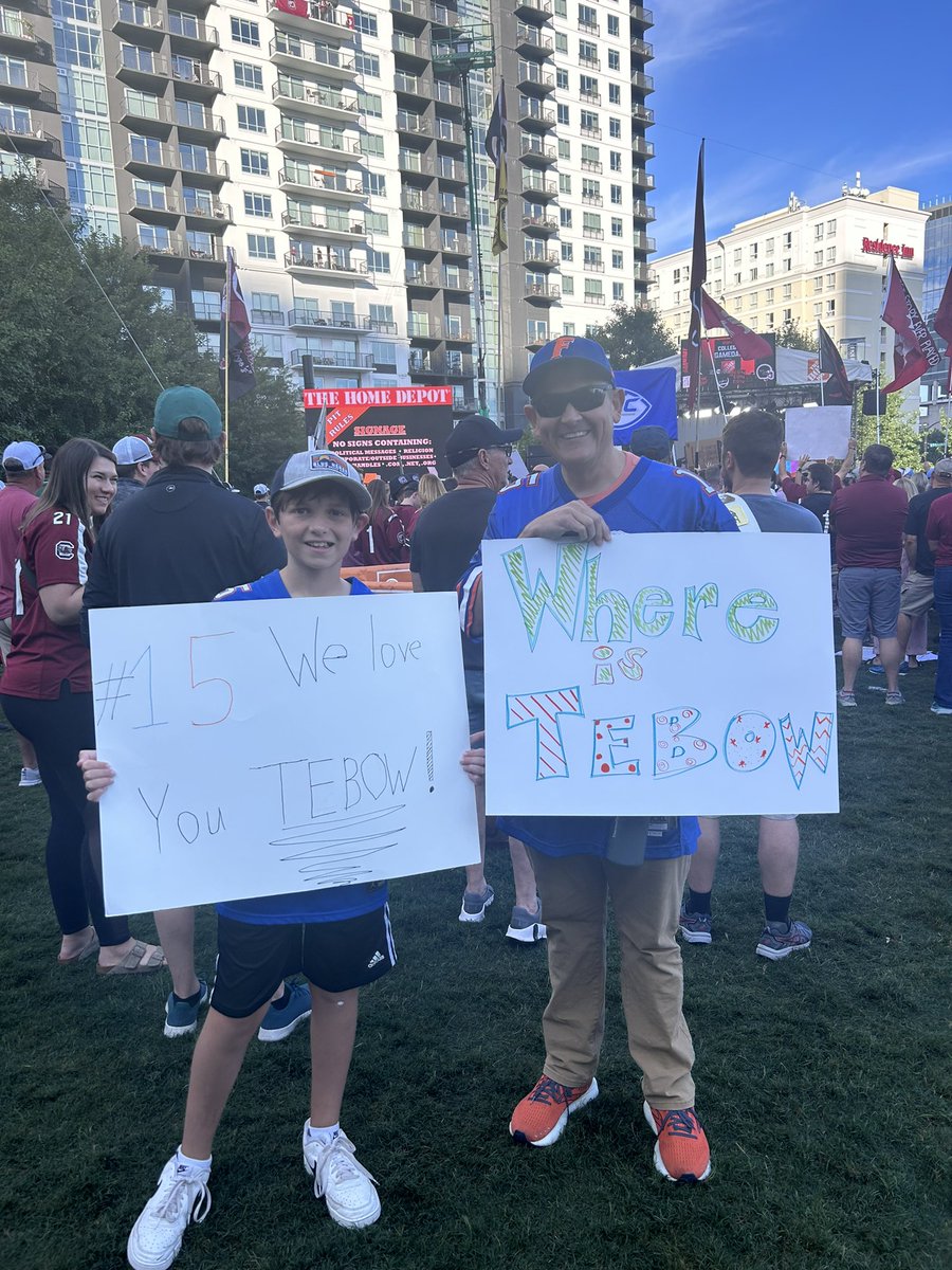 Brandilyn Rector tweet media